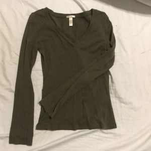 Olive Vneck long sleeve shirt